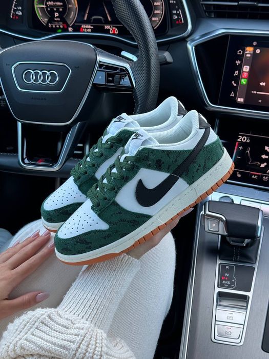 Стильные женские кроссовки Кожа Nike Dunk Жіночі кросівки літо