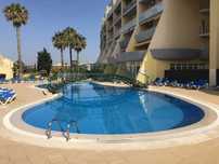 T1 Lagos - 2 Piscinas Condominio Fechado a 5 minutos a pé Praia