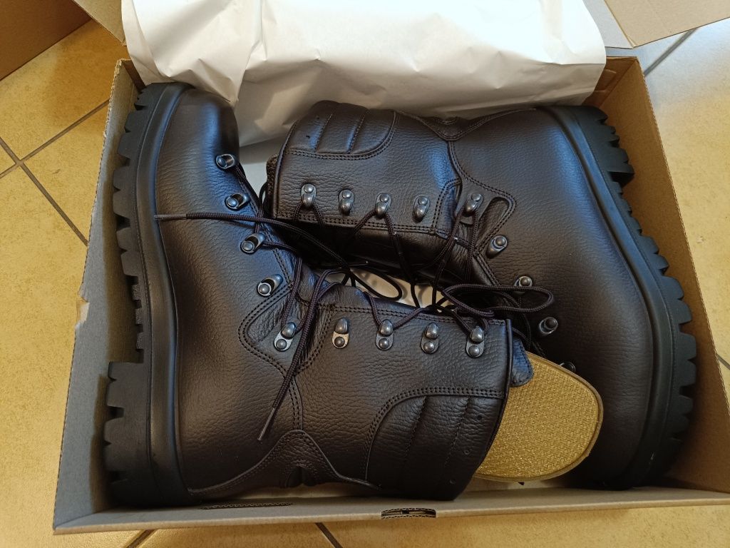 Buty wojskowe zimowe 933a Mon 27  42