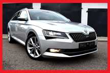 Skoda Superb 20 tdi klimatronik NAWIGACJA parktronik grzane fotele