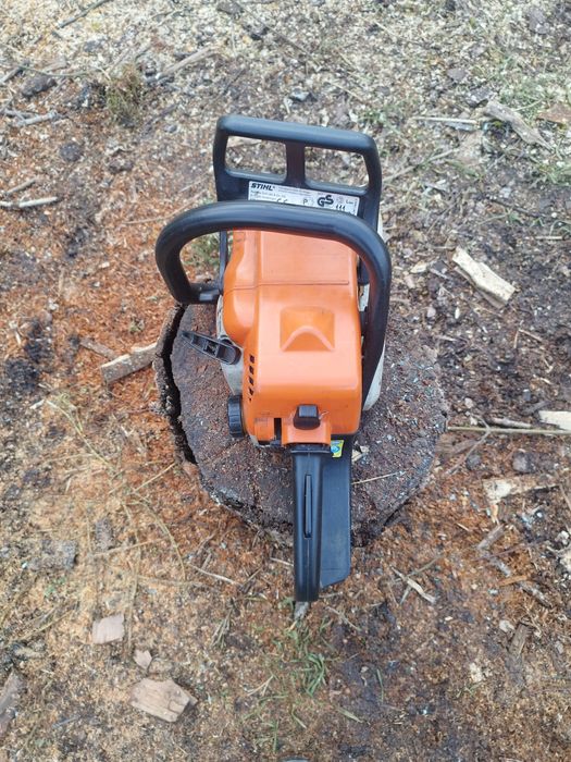 Продам бензопилу штіль 180