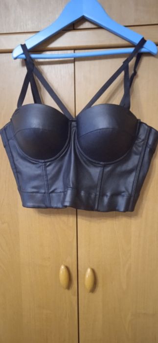 Продам  нарядные корсеты 38х85 см в отличном состоянии