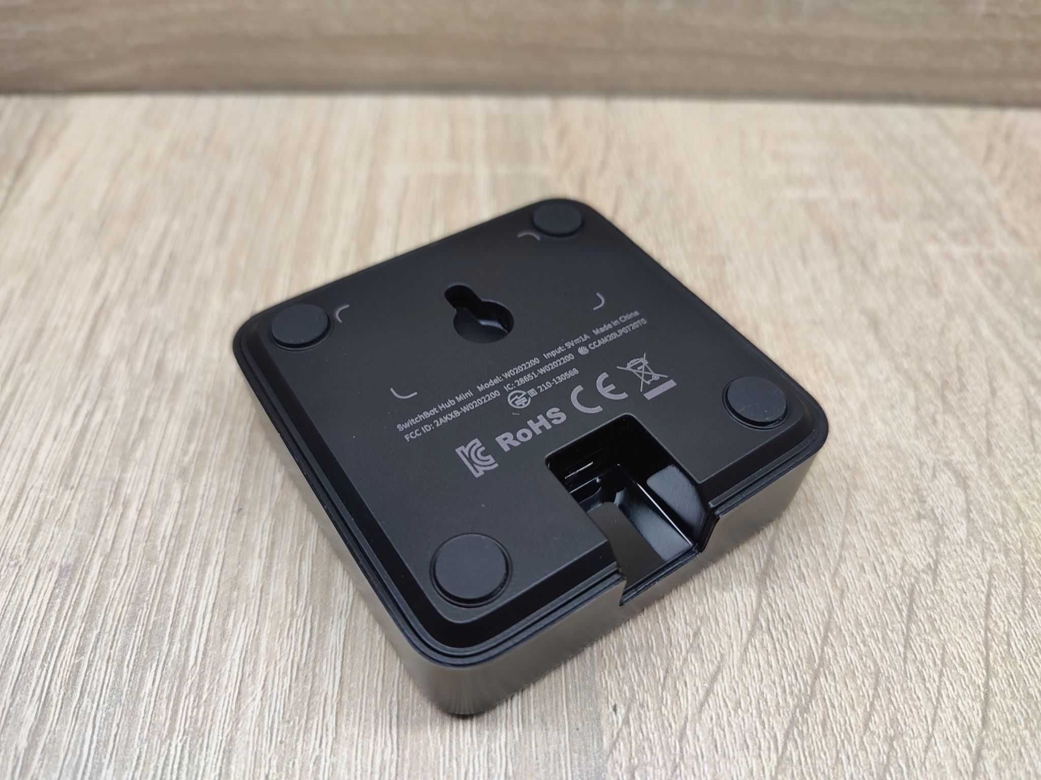 SwitchBot Hub Mini