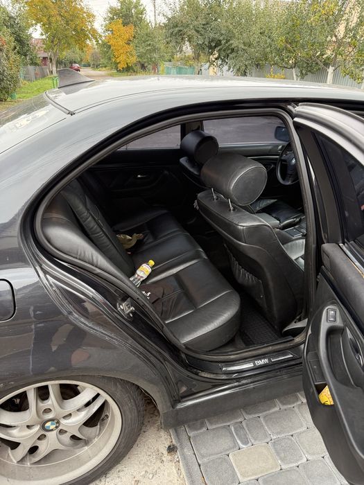 Продам бмв е39 2.5 газ/бензин