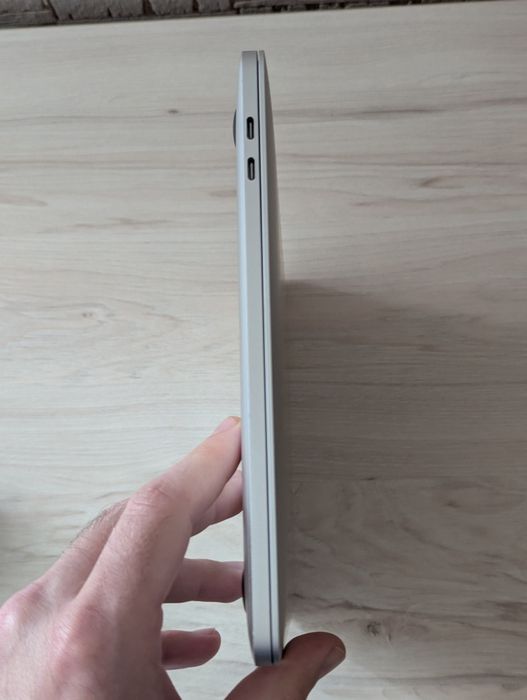 MacBook Pro 13 2019