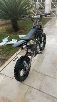 Pit Bike 160 CC - Motor YX - irrepreensível