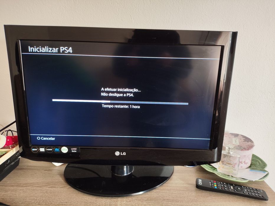 TV LCD HD 26 Polegadas 66 cm