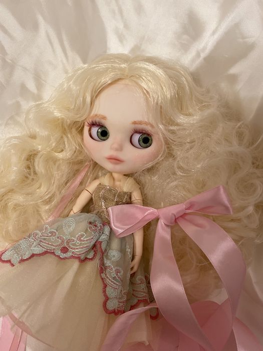 Блайз blythe pullip Барби барбі мтм йога made to move extra