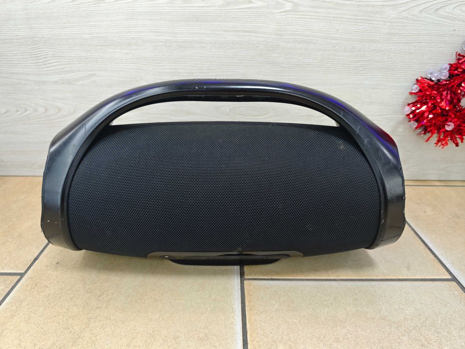 JBL Boombox Bluetooth