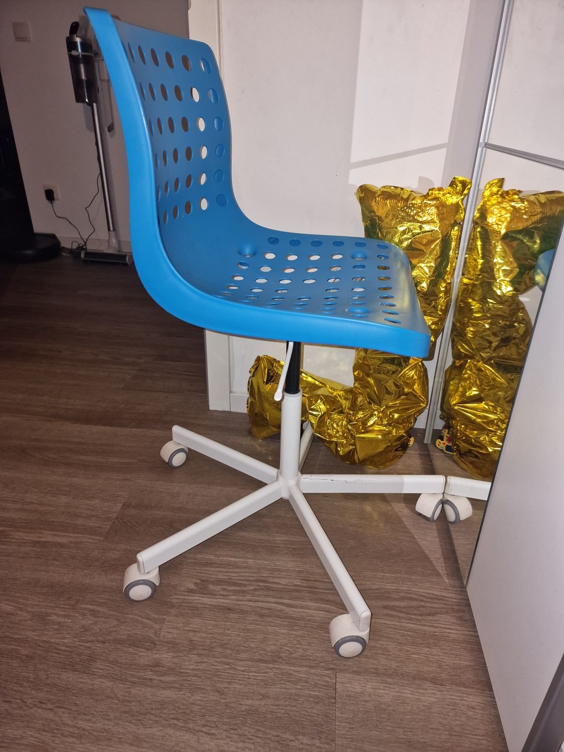 Fotel dla dziecka do biurka