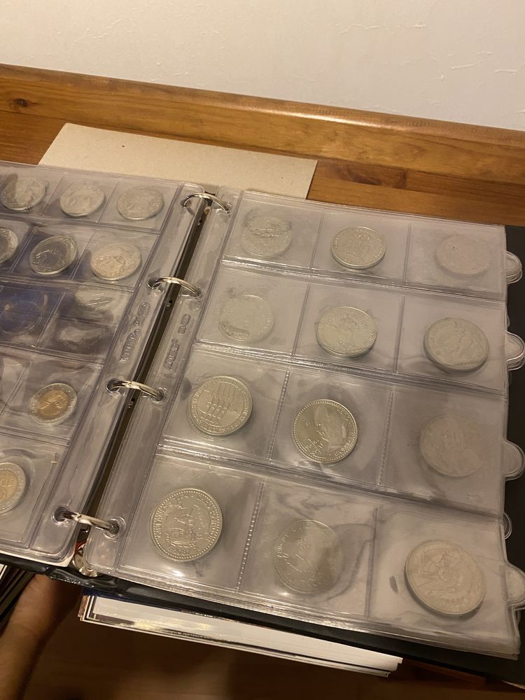 Coleção moedas e notas