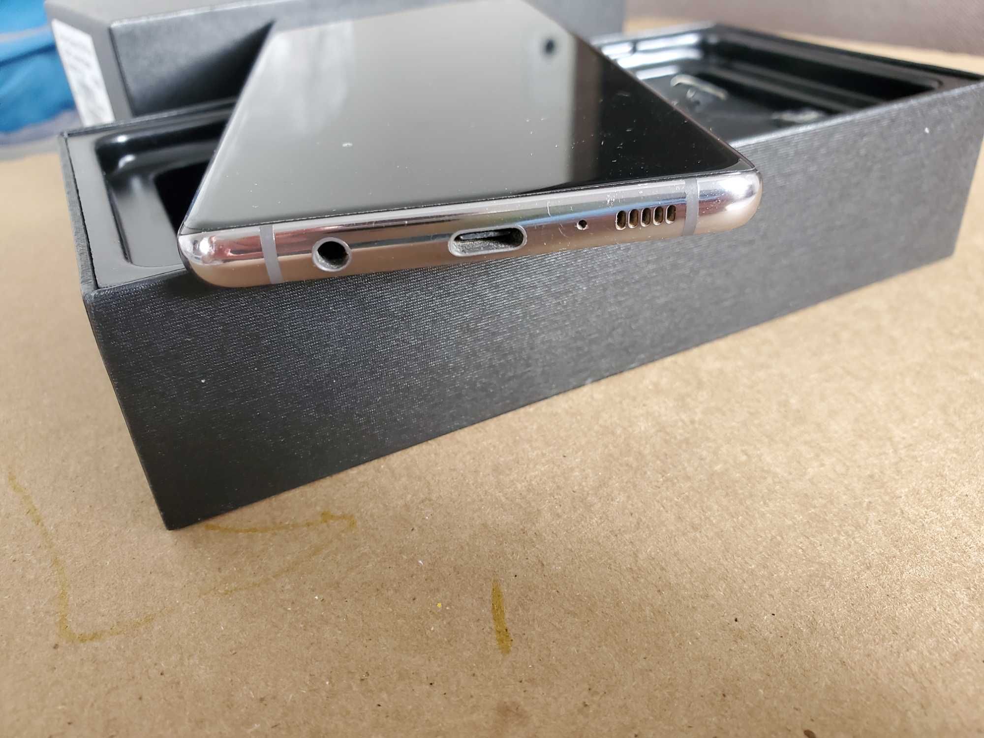 Samsung Galaxy S10 Plus 8/128 GB Black SM-G975F/DS