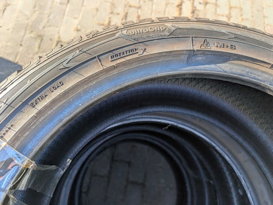 2x Opony 255/45R20 Goodyear UltraGrip Performance+ 22rok