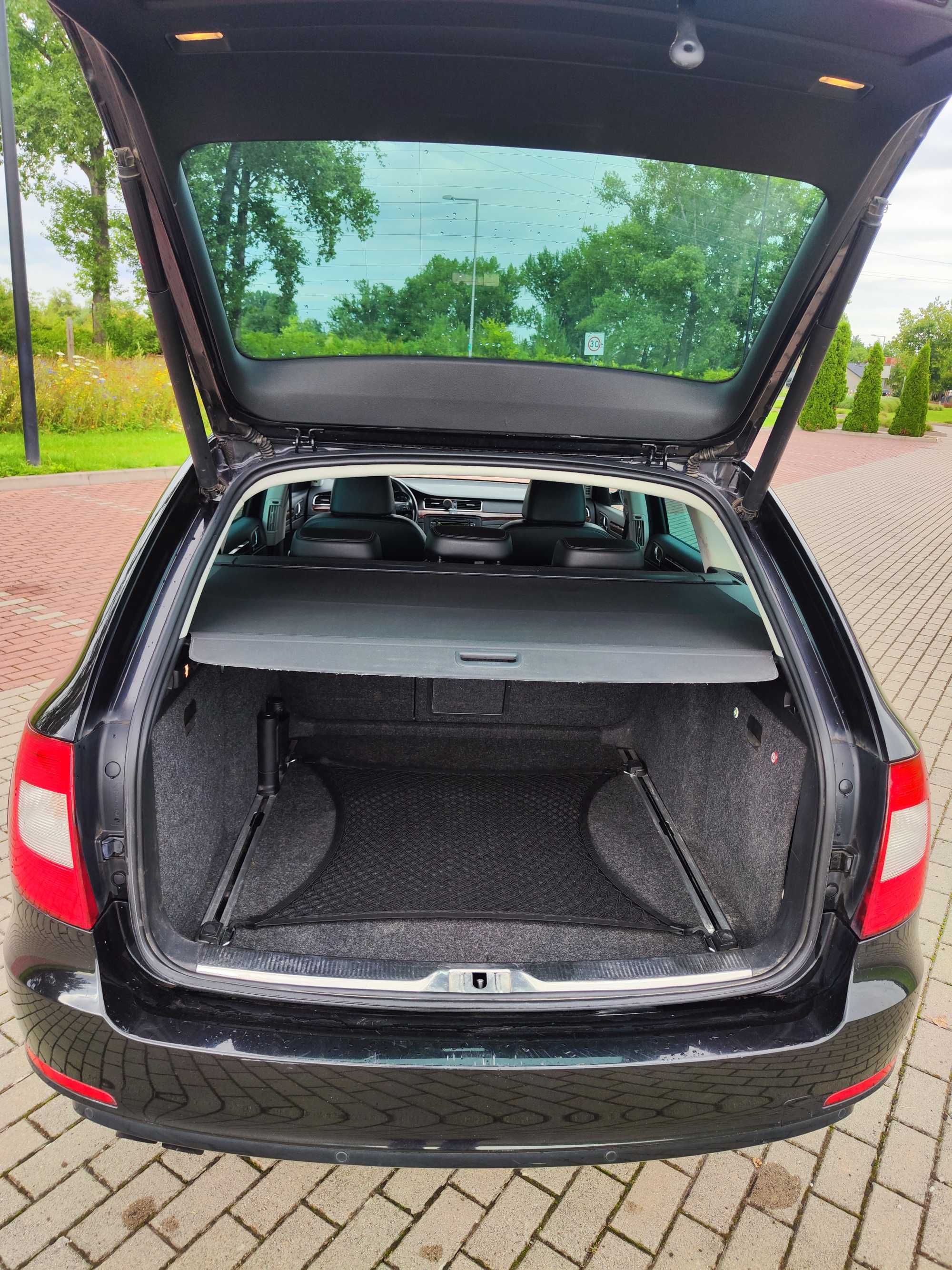 Skoda Superb 2.0 TDI Automat DSG Bogate wyposażenie Świeży olej i OC
