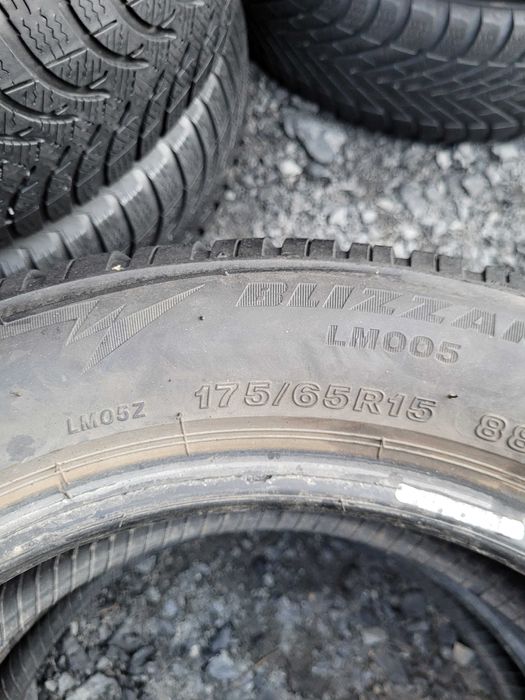 Wysyłka 2 Opony Zimowe 175 65 r15 Birdgestone Blizzak 2020r