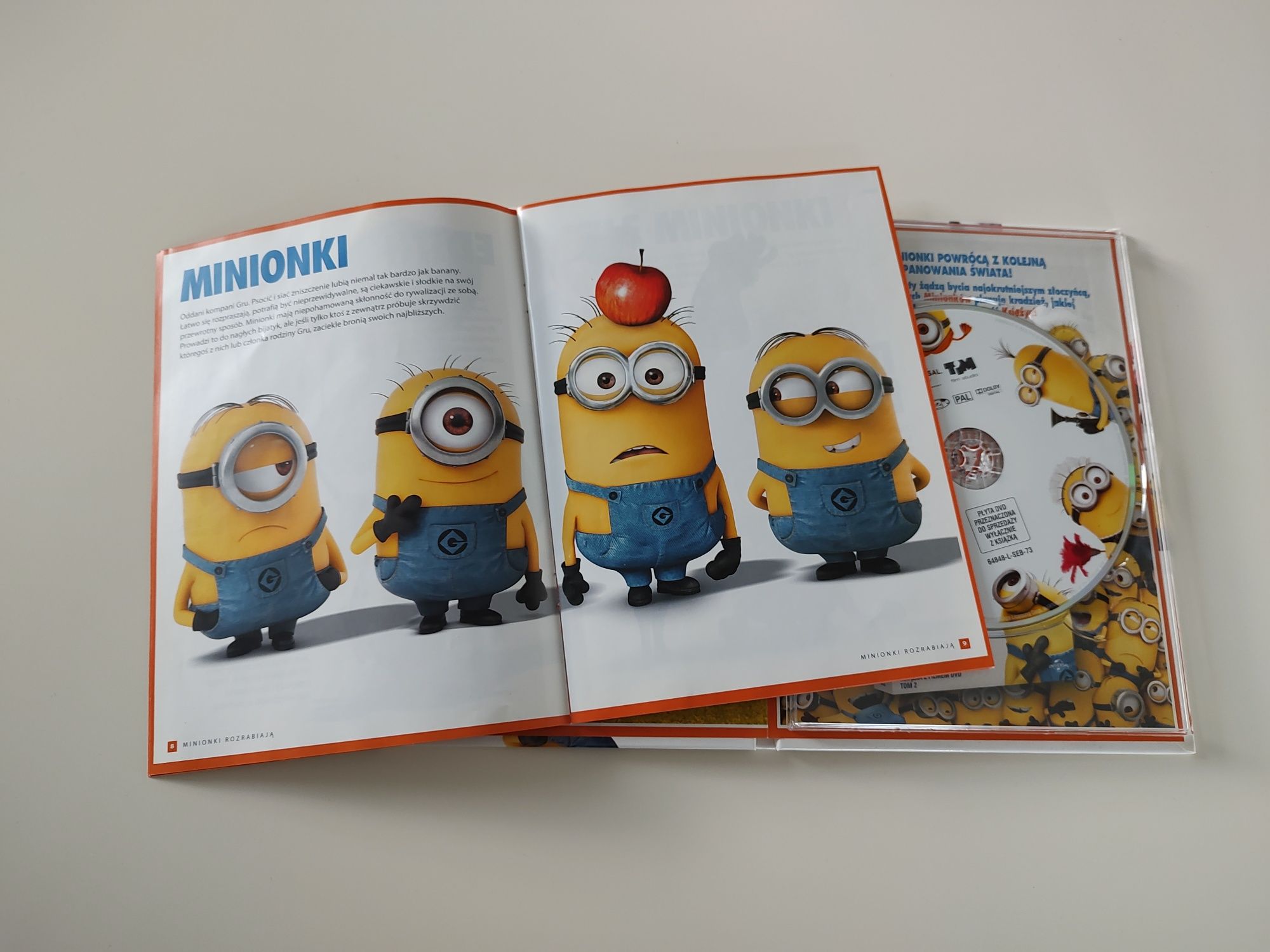 Minionki rozrabiają - film DVD płyta + książeczka