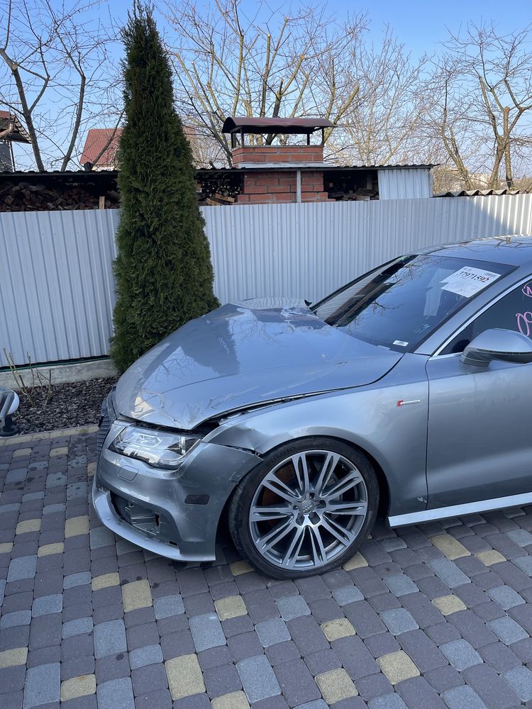 Audi a7 2013 розмитнена за 8499