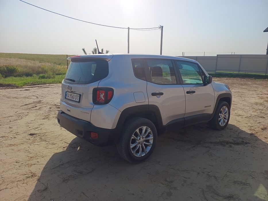 Jeep.    renegade