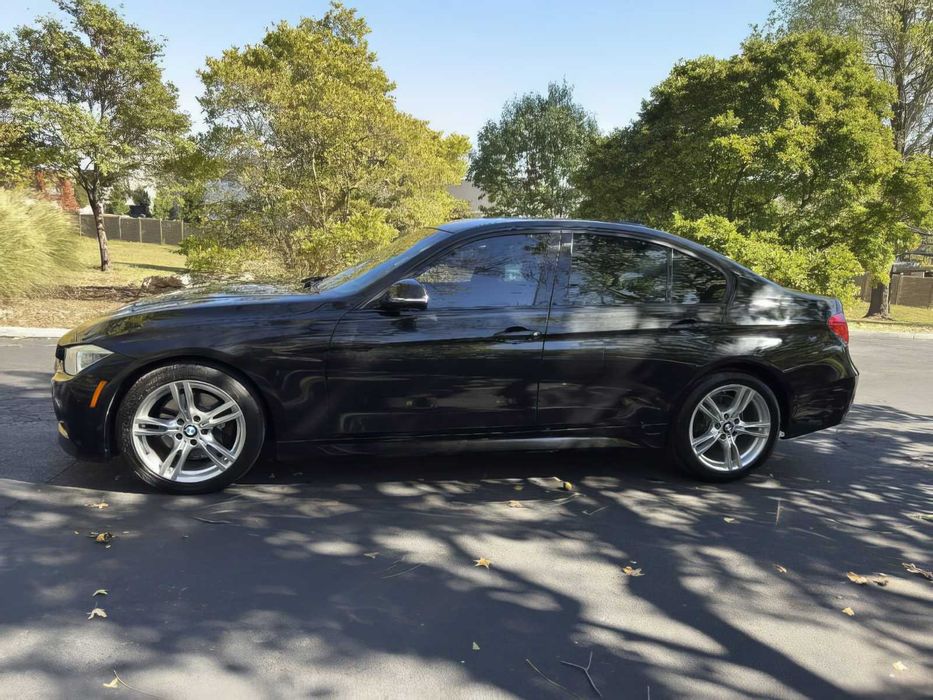 BMW 3 Series 328i      2014