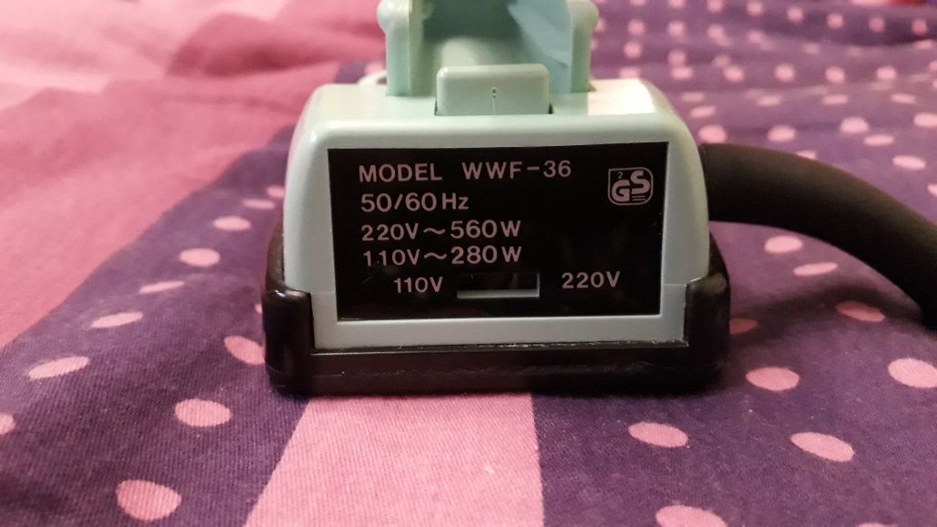 Żelazko turystyczne Model WWF-36