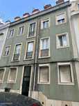 Oportunidade em Lisboa: Alcântara T2 para Recuperar