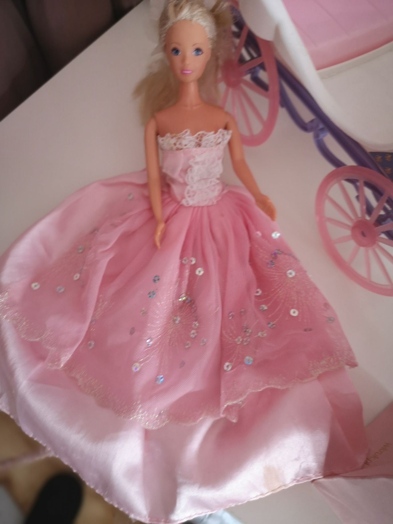 Karoca z koniami Barbie konie z karocą dla księżniczki