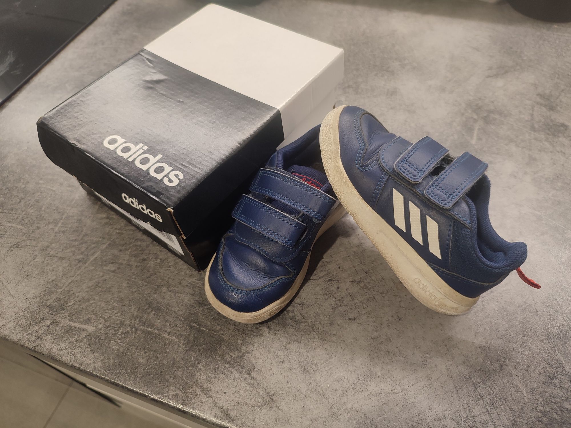 23 Adidas Buty Dziecięce Buciki Oryginalne