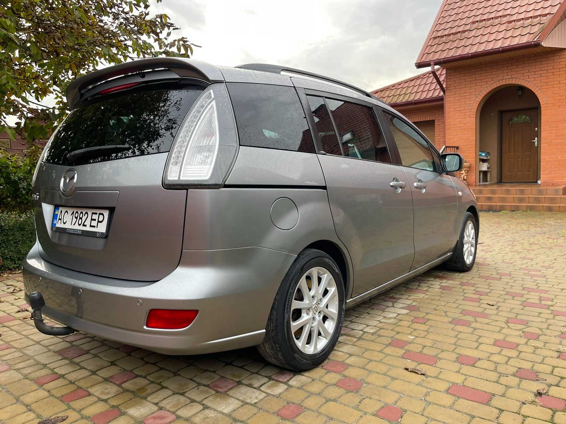 Продам Mazda 5  2010 (мінівен )