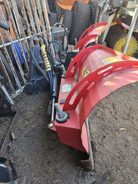 Plug v sniegu hardox multicar unimog traktor iseki hako kubota