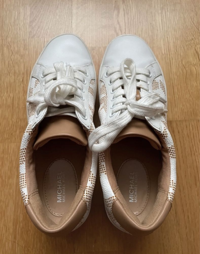 Tampki/sneakersy/buty białe Michael Kors 35