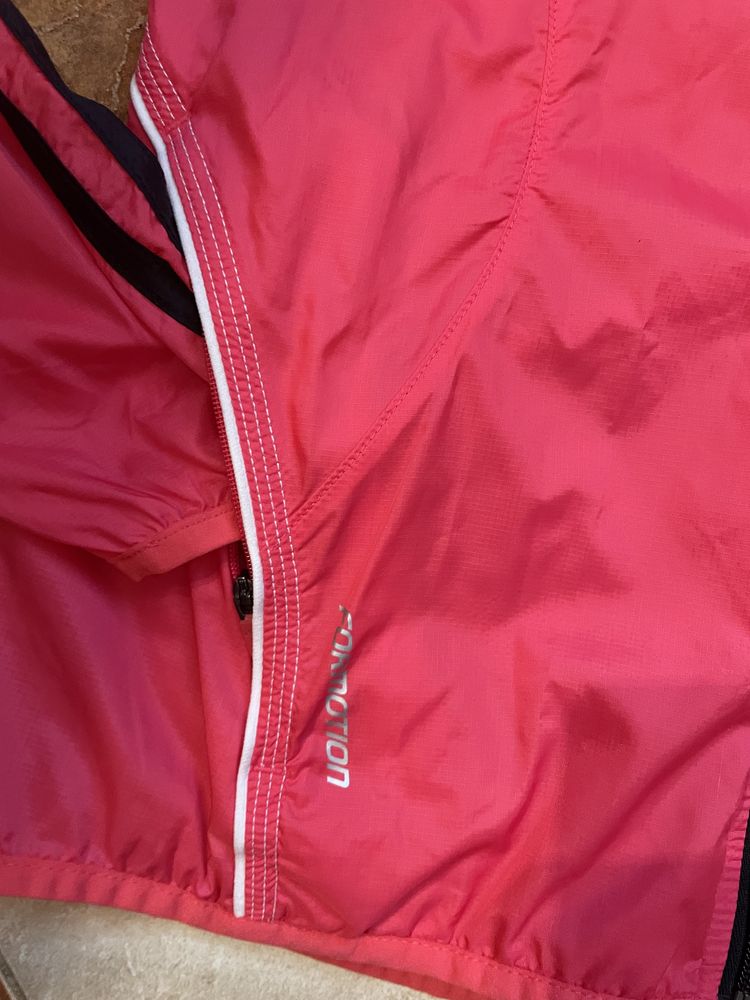 Вітровка adidas жіноча
