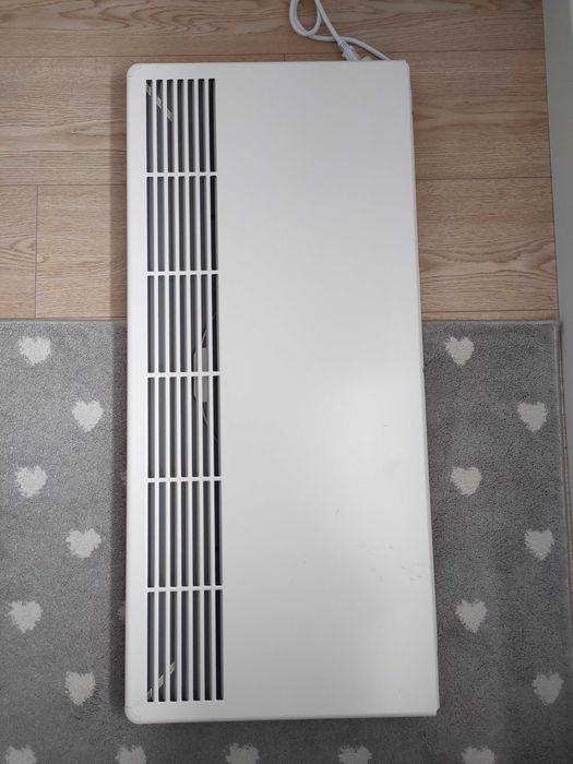 Grzejnik elektryczny ścienny Ensto 1000W
