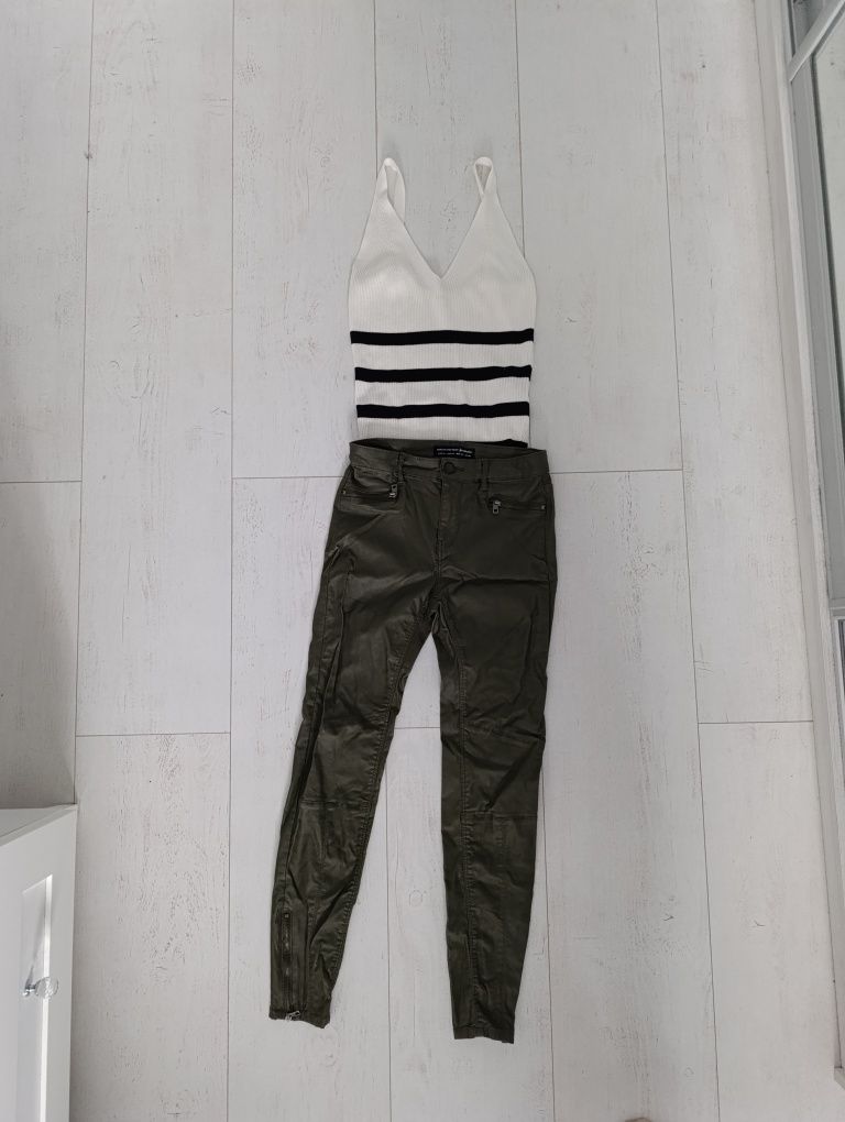 Jak nowe woskowane spodnie Stradivarius s 36 khaki zielone damskie