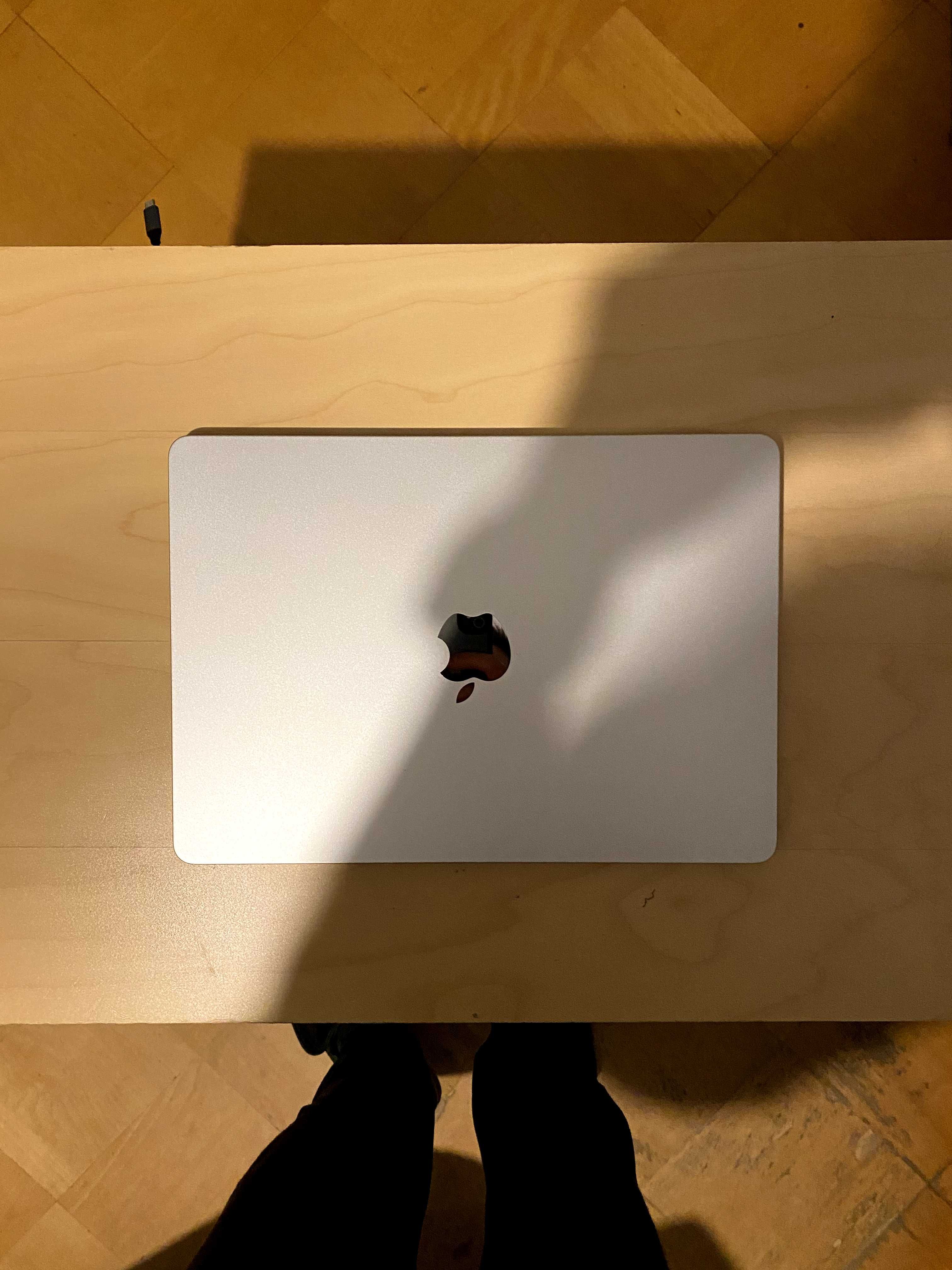 MacBook Air 13" M3 8GB 256GB silver