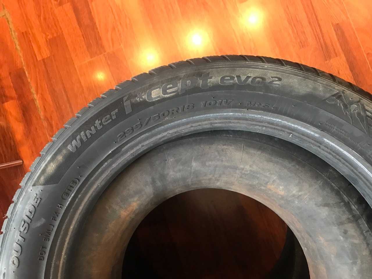 Продам комплект зимової гуми 245/50R 20 NOKIAN