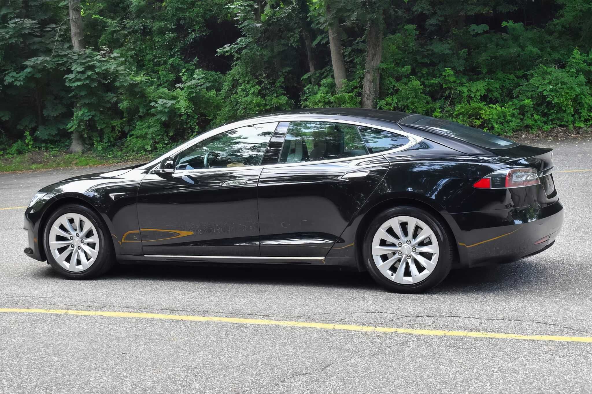 2019 Tesla Model S Standard Range