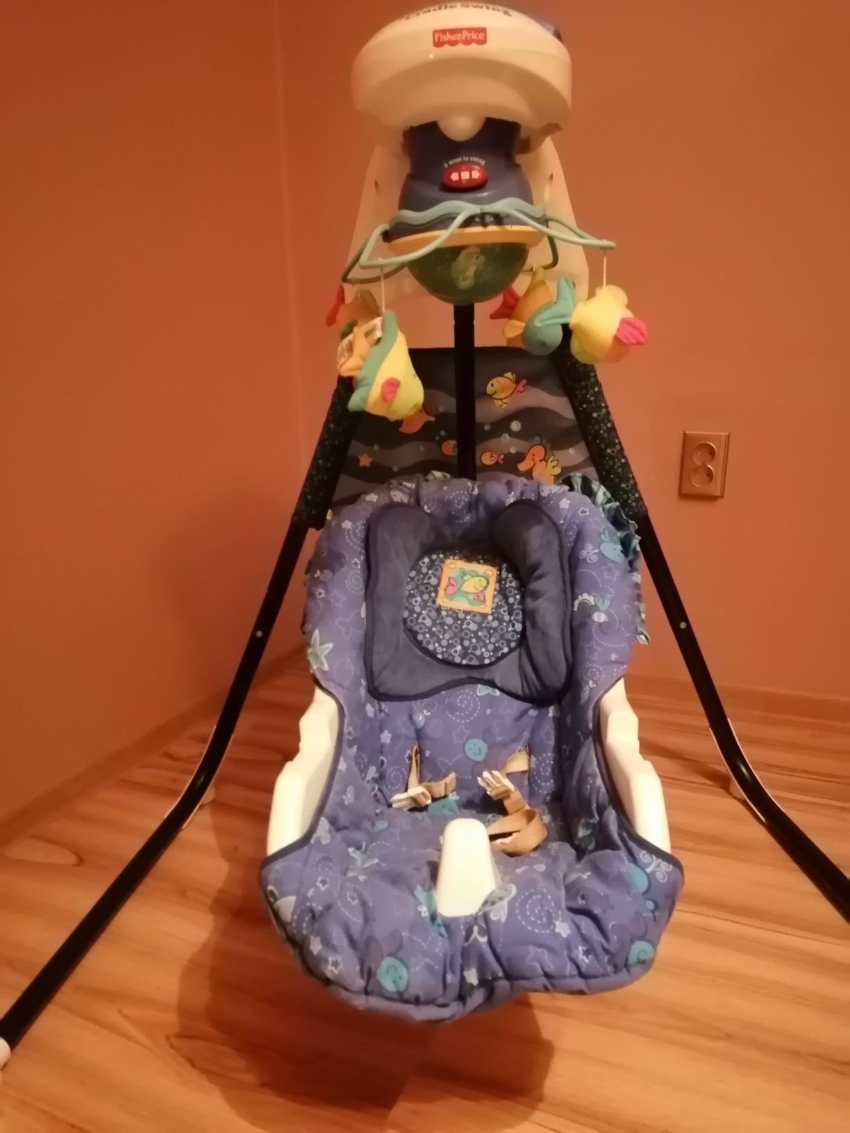 Huśtawka niemowlęca Aquarium Cradle Swing