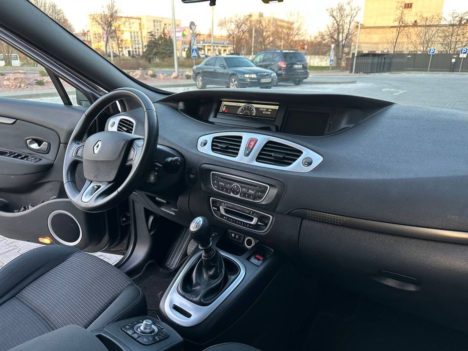 Renault Scenic 2010