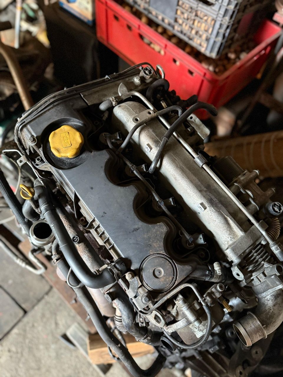Silnik Opel Astra H 1.9 CDTI 120KM Z19DT + skrzynia + alternator