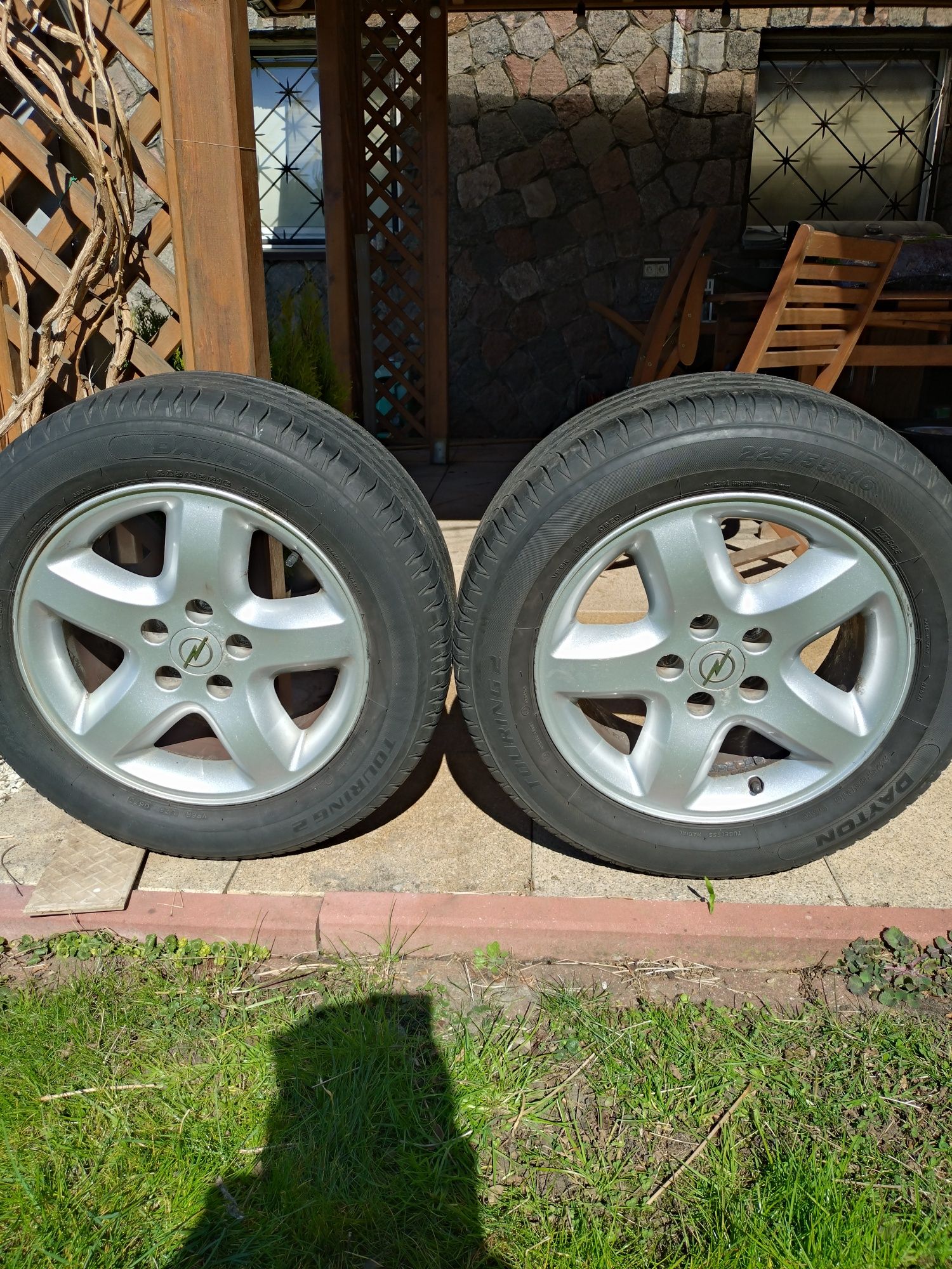 Alufelgi Opel z oponami letnimi 225/55r16