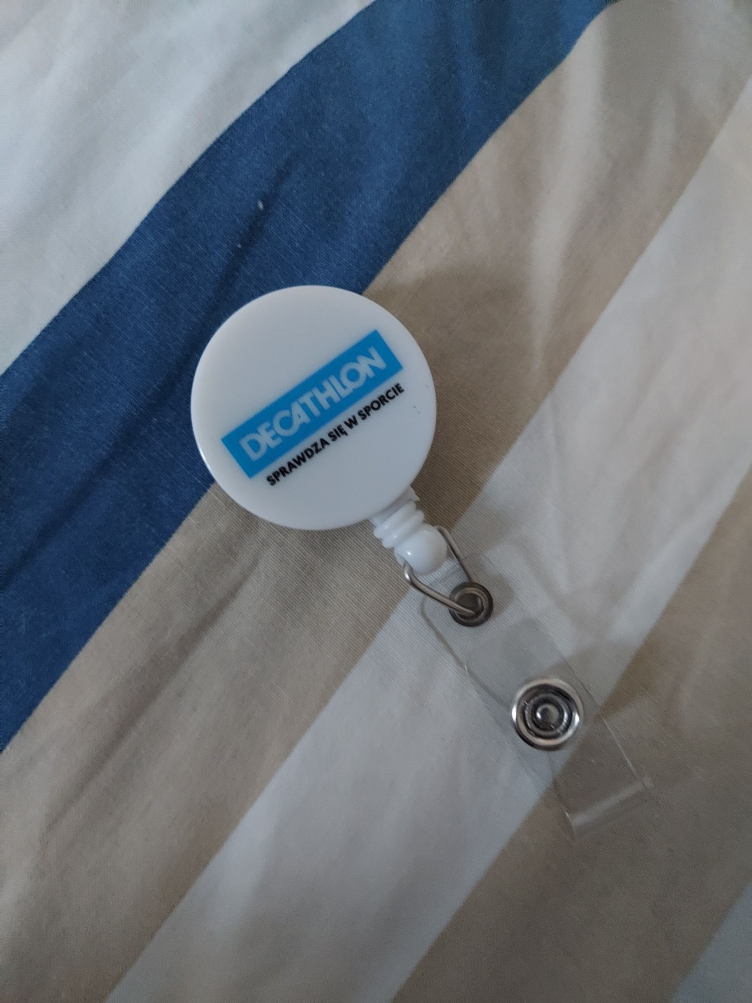 Brelok rozciągany identyfikator typu ski pass metalowy zaczep wysuwany