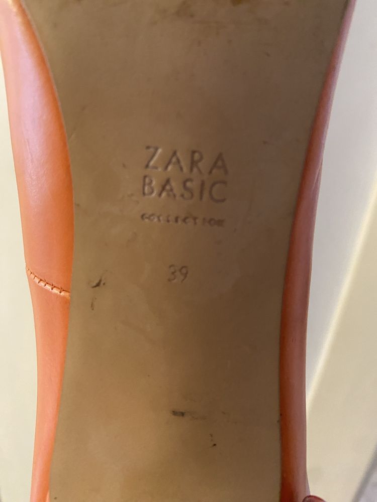 Szpilki pomarańczowe Zara