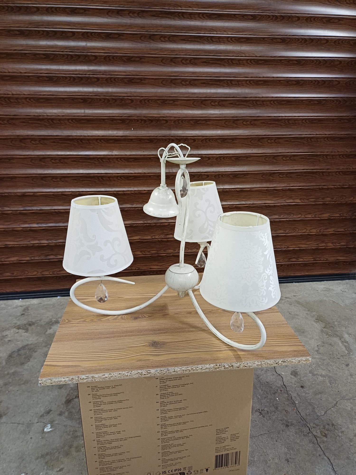 Lampa z kinkietem