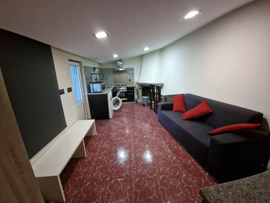 Moradia T1, totalmente equipada na Meadela - Perre