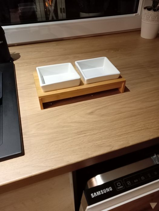 Action miski na stojaku dla psa kotka