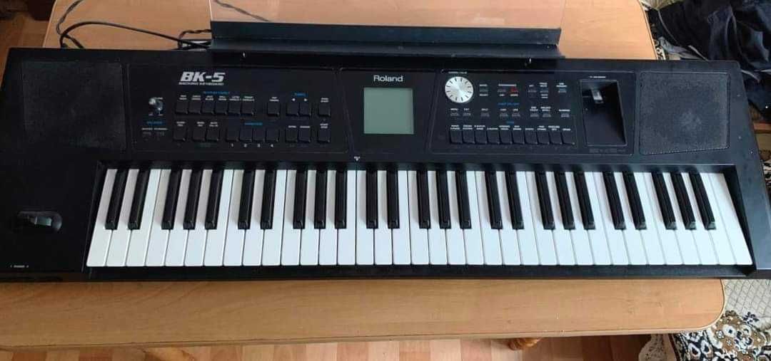 Синтезатор Roland BK 5