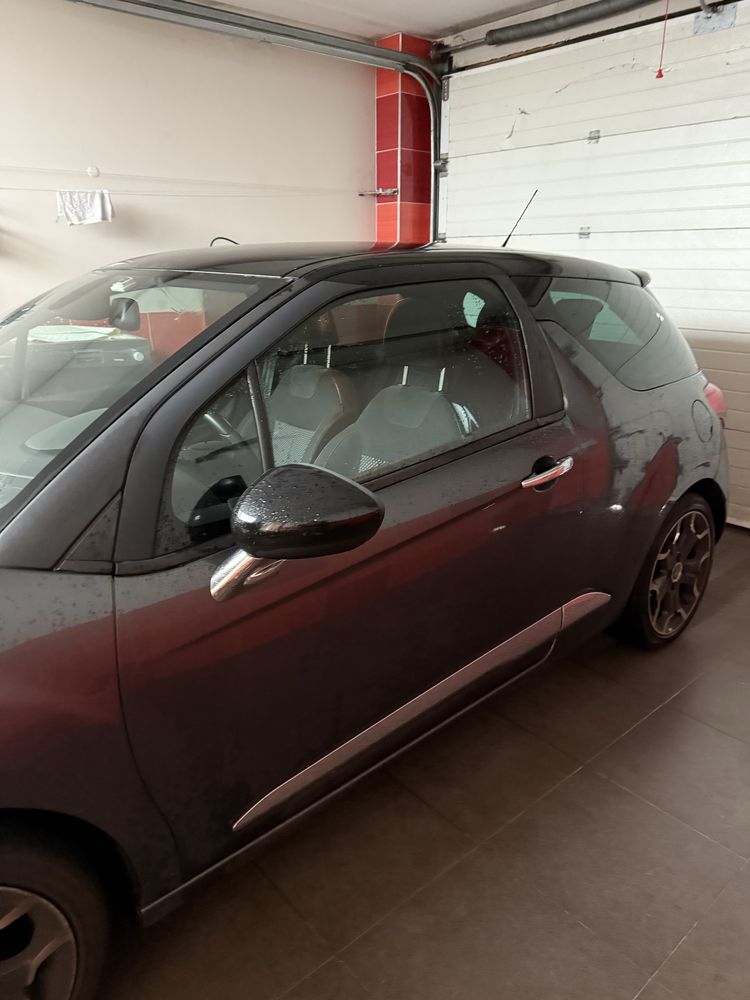 Viatura Citroen DS3 1.6