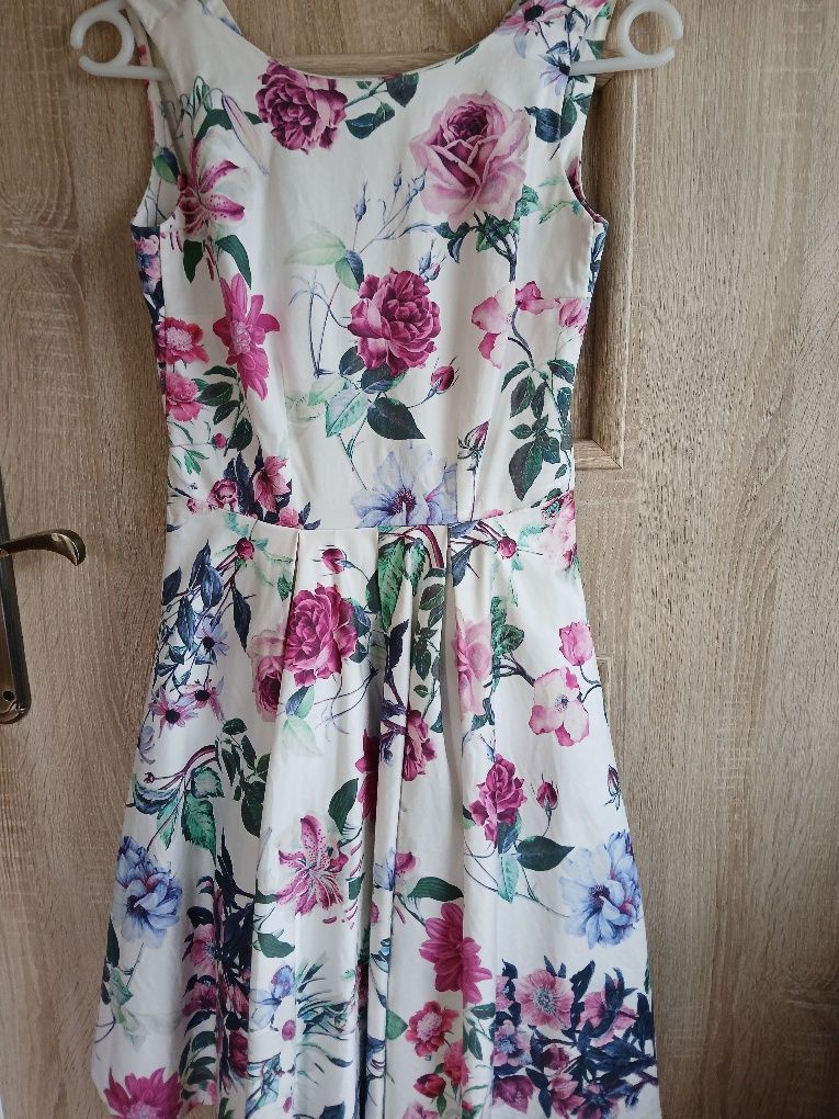 Sukienka letnie w kwiaty 34- 36