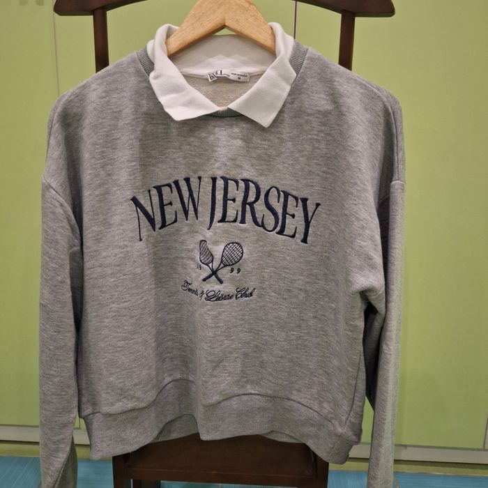 Продам женский свитшот