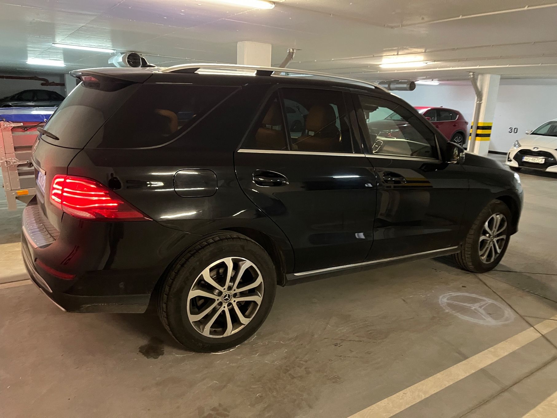 Mercedes-Benz GLE Pierwszy właściciel , stan bardzo dobry . Bezwypadkowy z salonu
